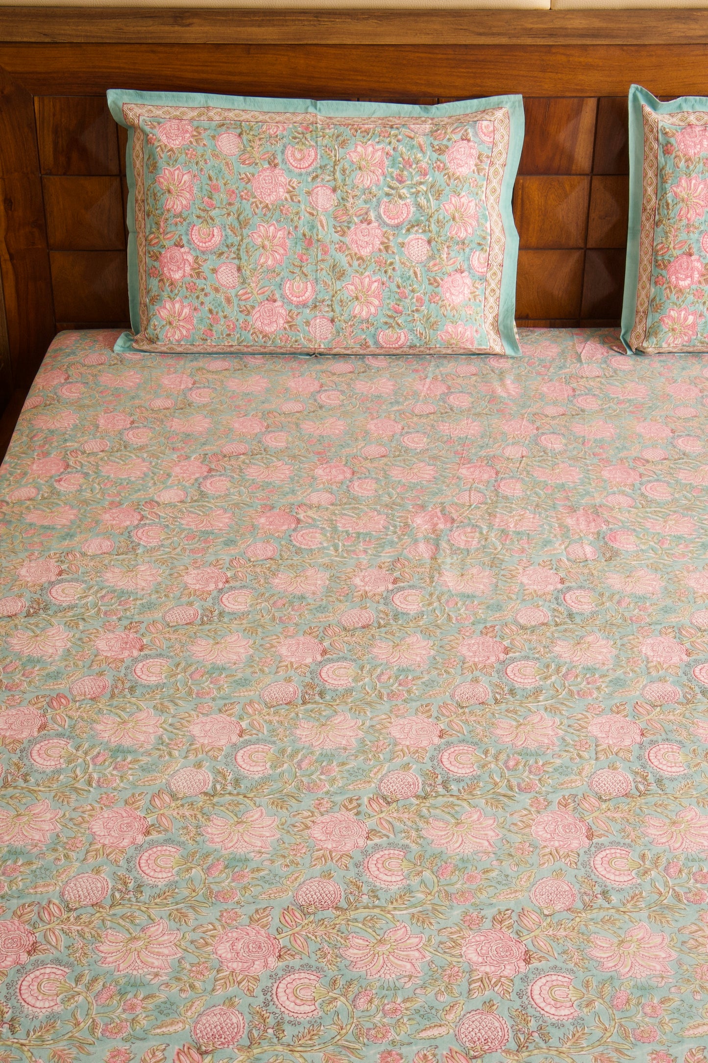 Kaliyon ka Chaman Percale Cotton Bedsheet