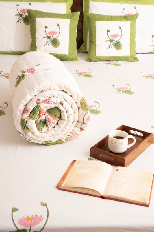 Kamal Ras Reversible Mulmul Cotton Quilt-King Size