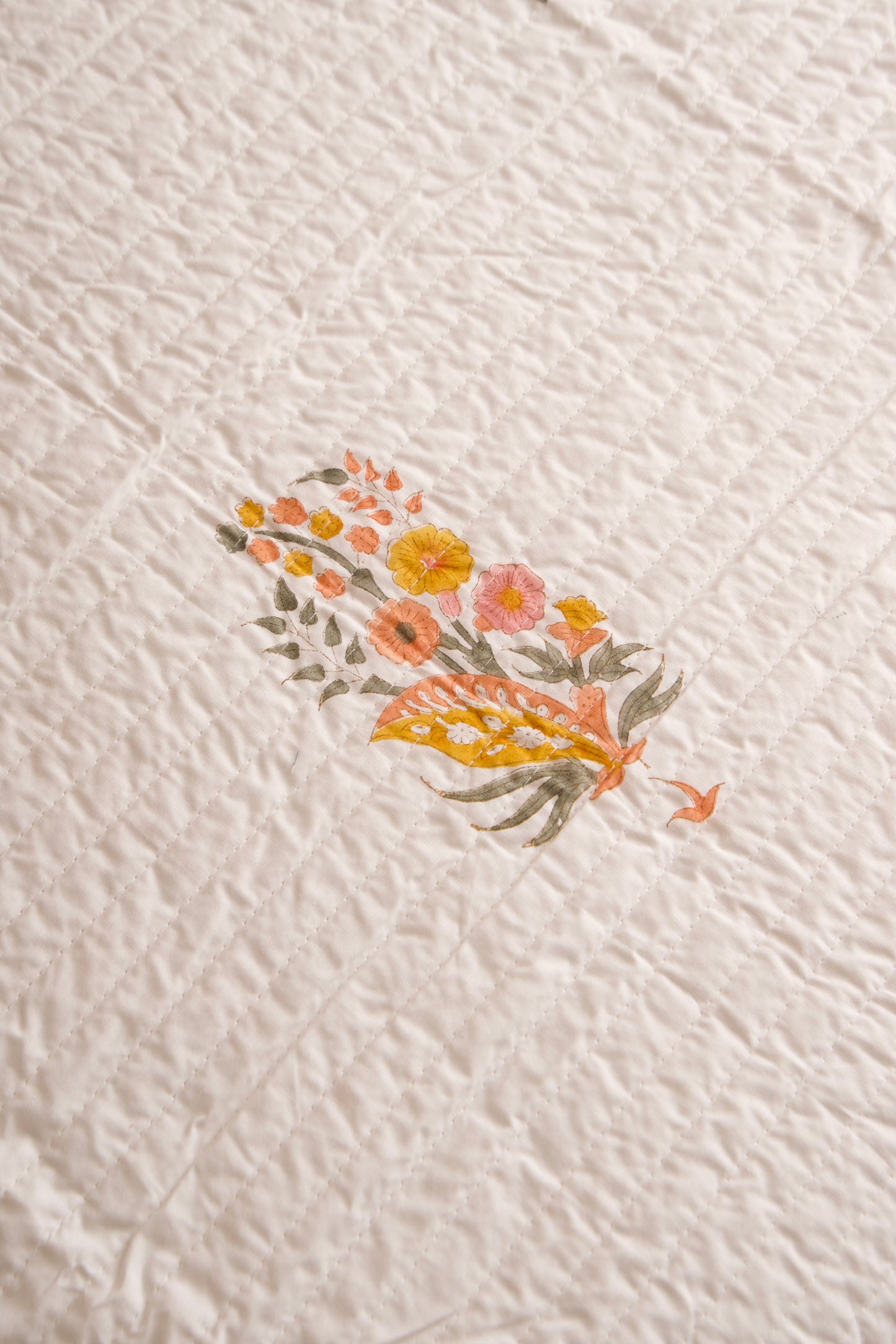 Guldasta Bedsheet & Bedcover Set