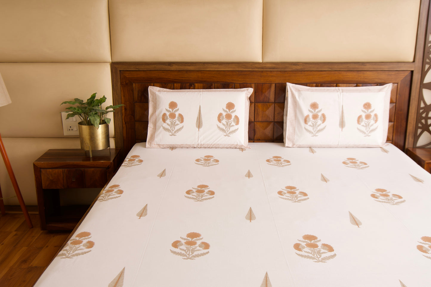 Rusty Poppy Bedsheet & Bedcover Set