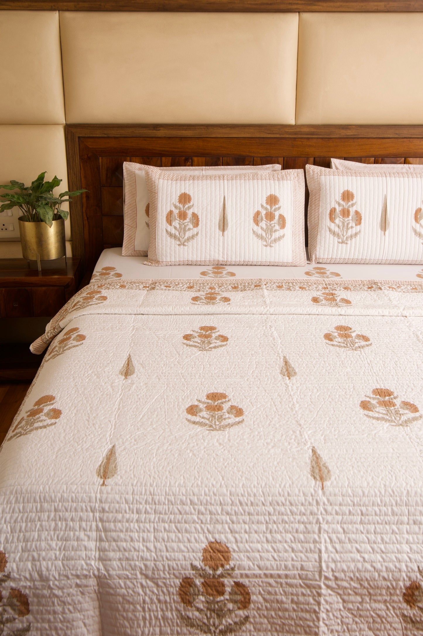 Rusty Poppy Bedsheet & Bedcover Set