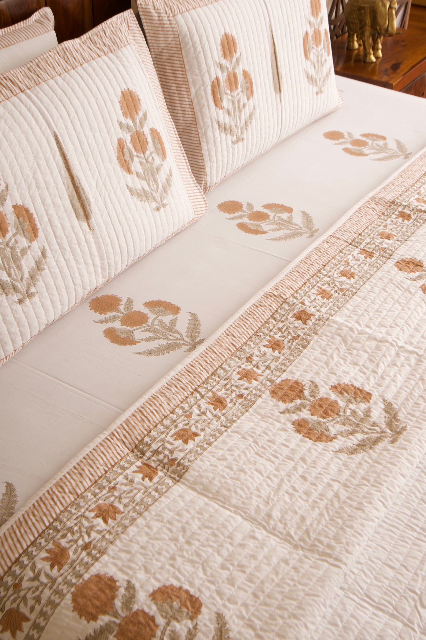 Rusty Poppy Bedsheet & Bedcover Set