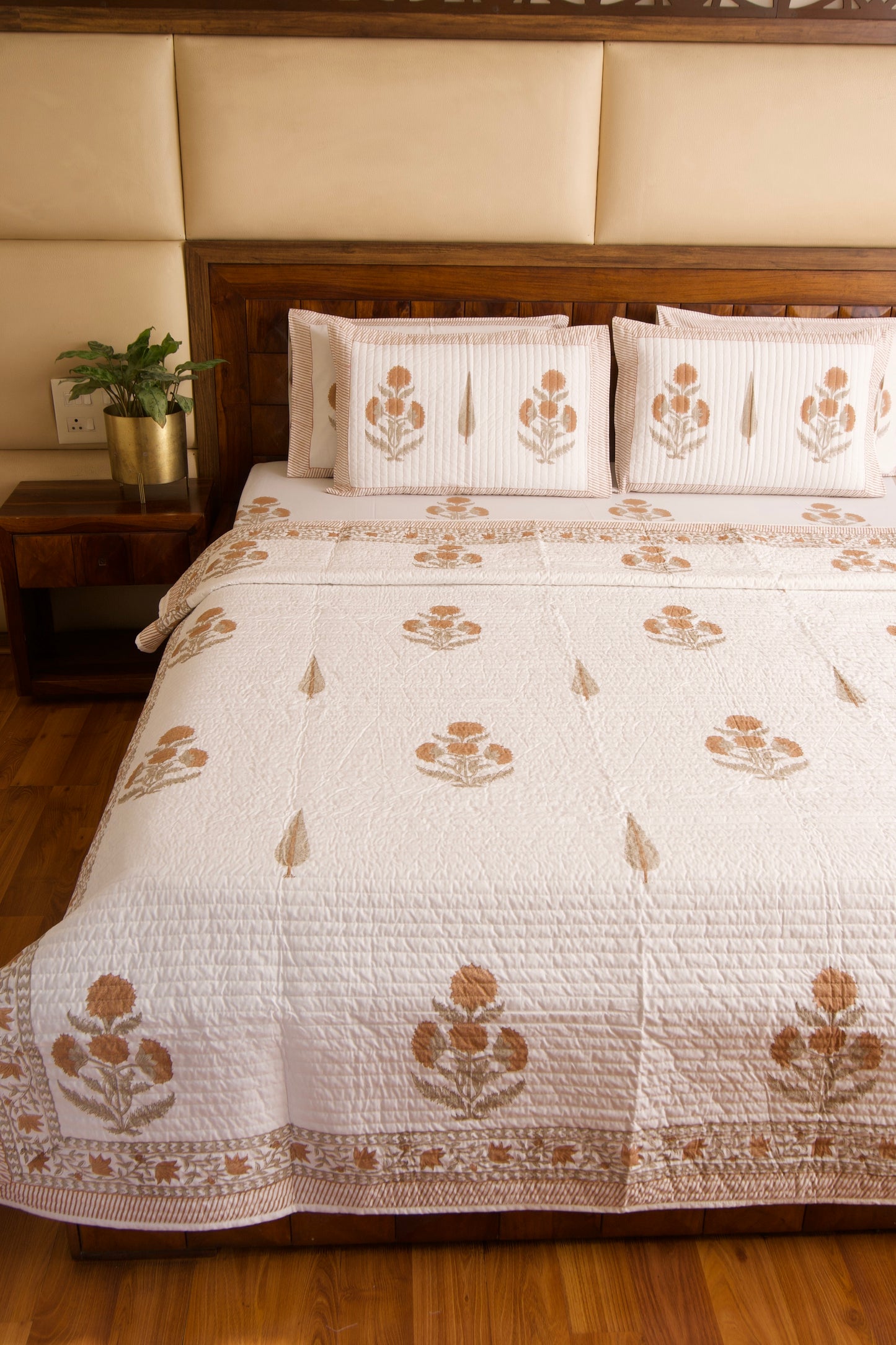 Rusty Poppy Bedsheet & Bedcover Set