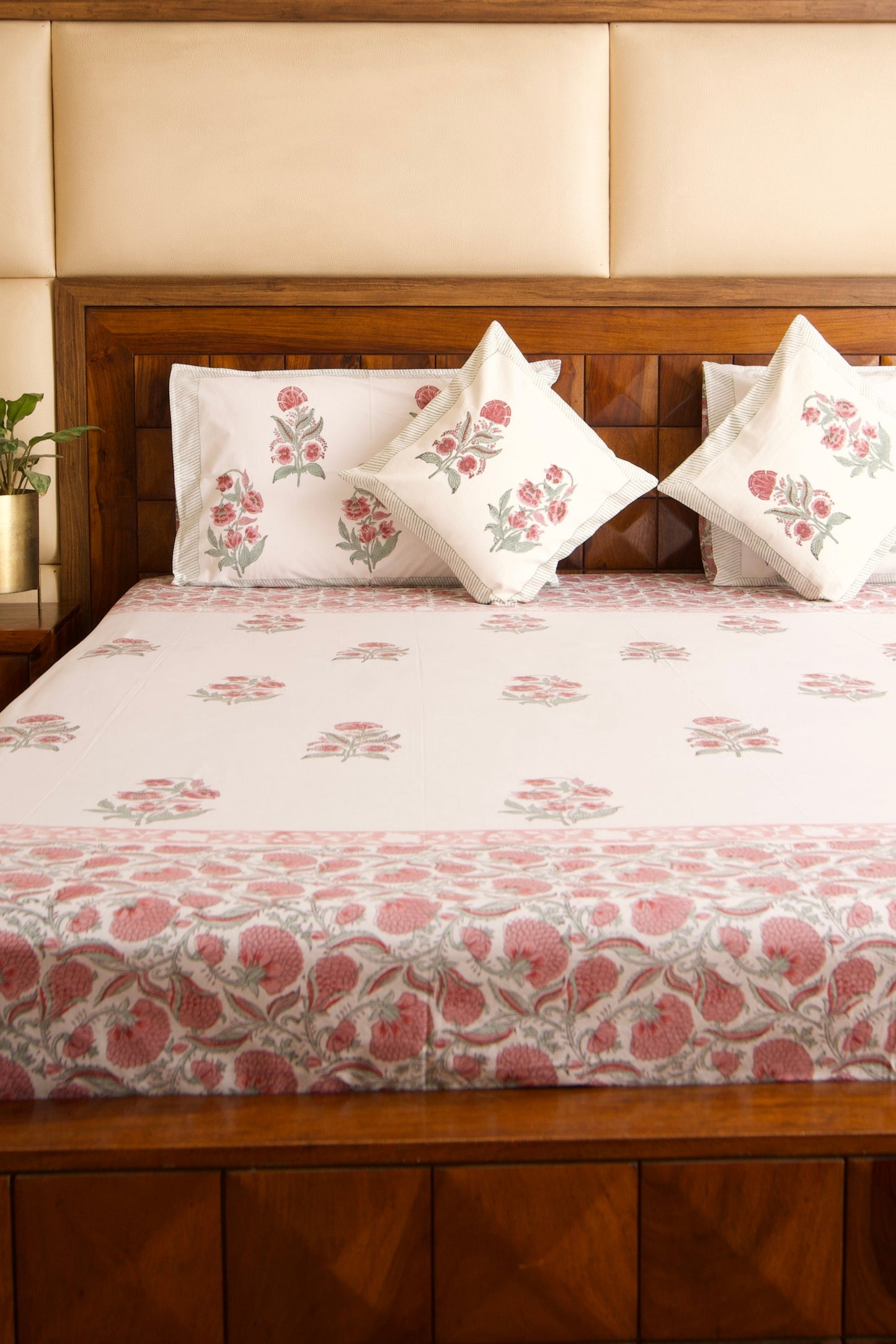 Hibiscus Percale Cotton Bedsheet