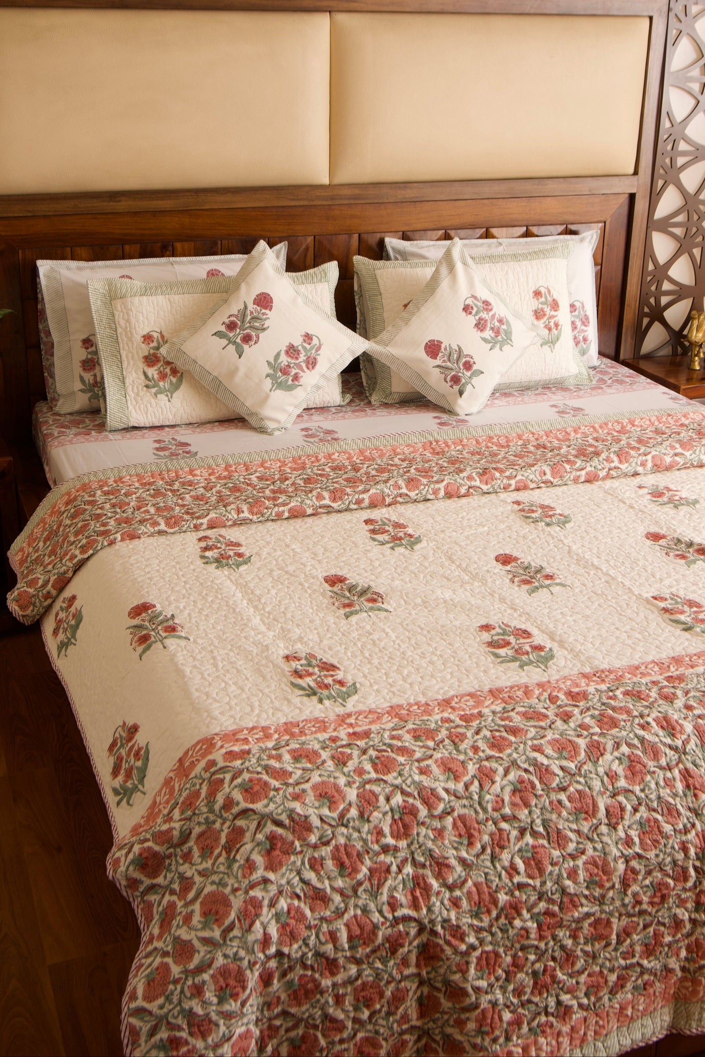 Hibiscus Bedsheet & Bedcover Set