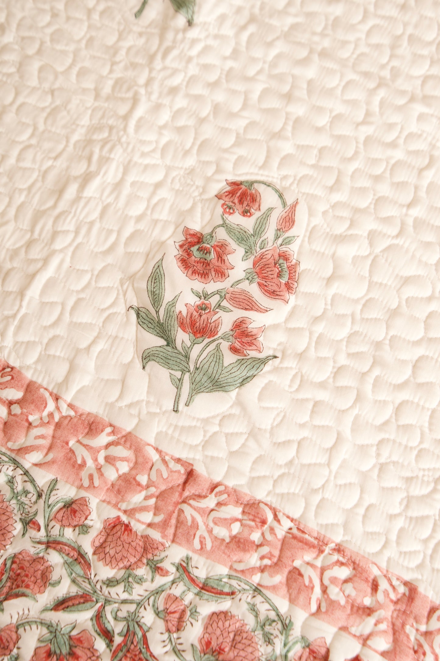 Hibiscus Bedsheet & Bedcover Set
