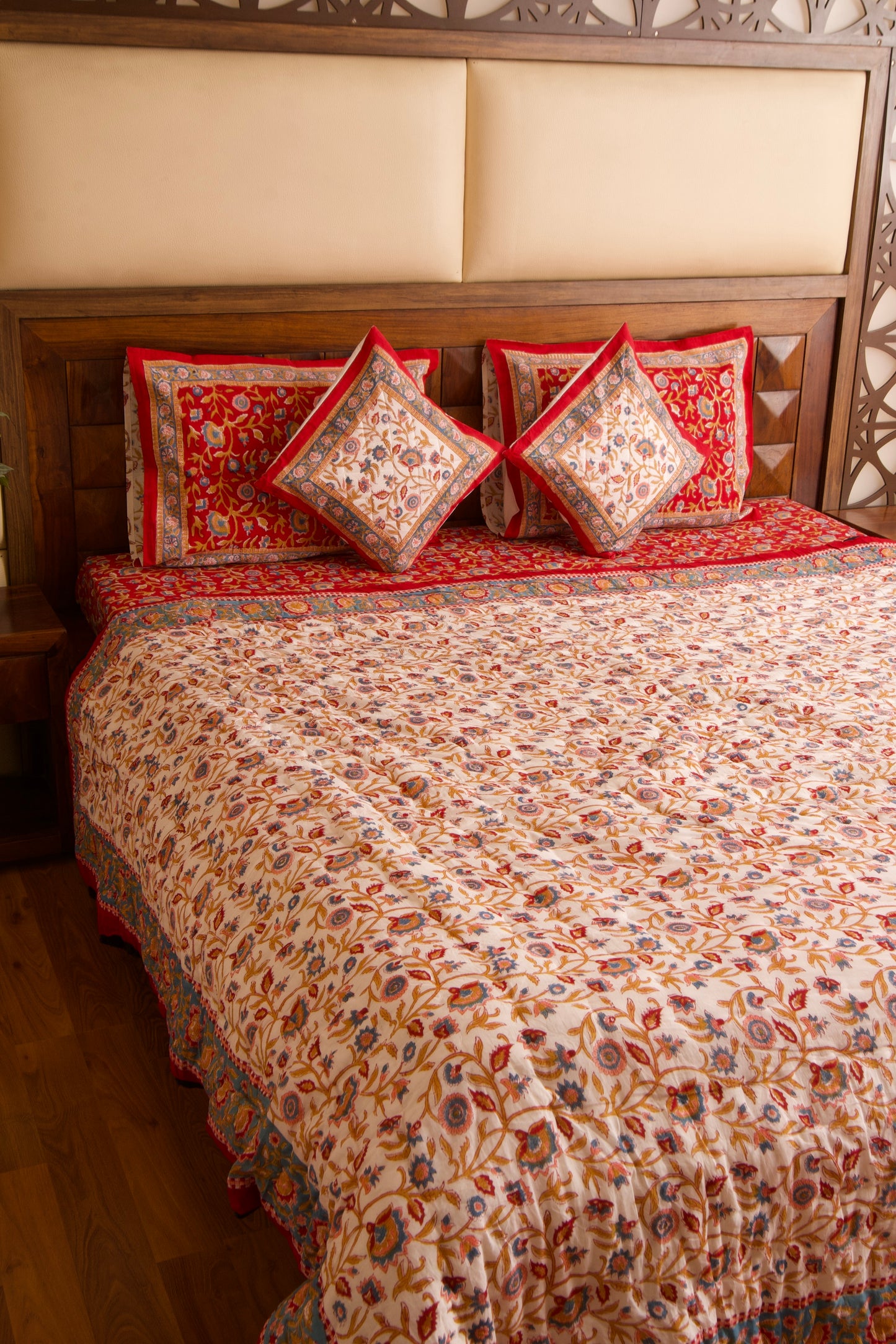 Shalimar Bedsheet & Quilt Set