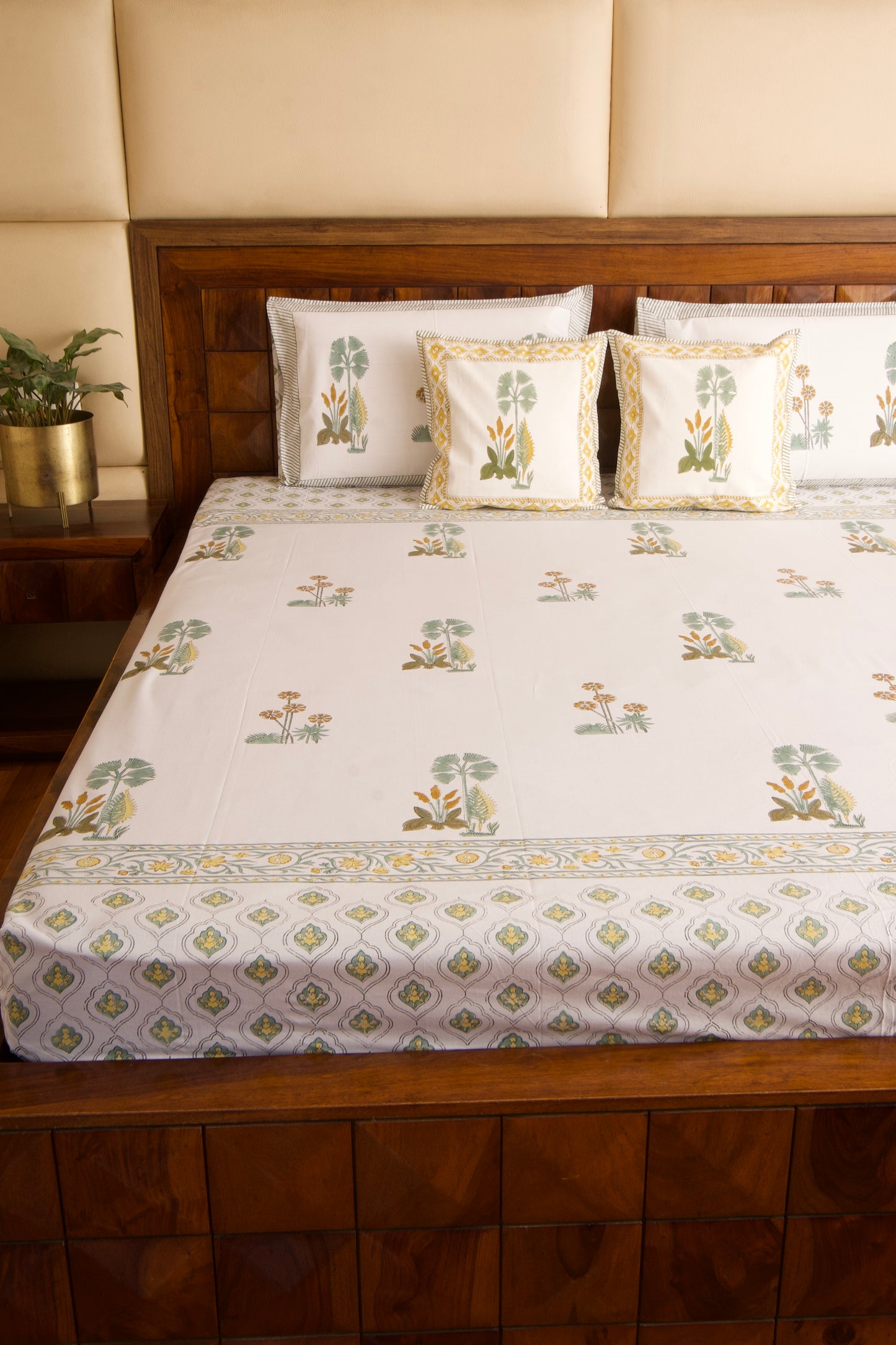 Dessert Guldasta Percale Cotton Bedsheet
