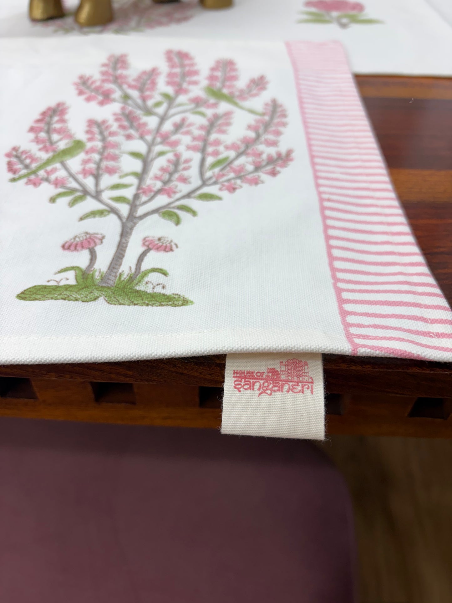 Totapuri Table Runner, Mat & Napkin Set