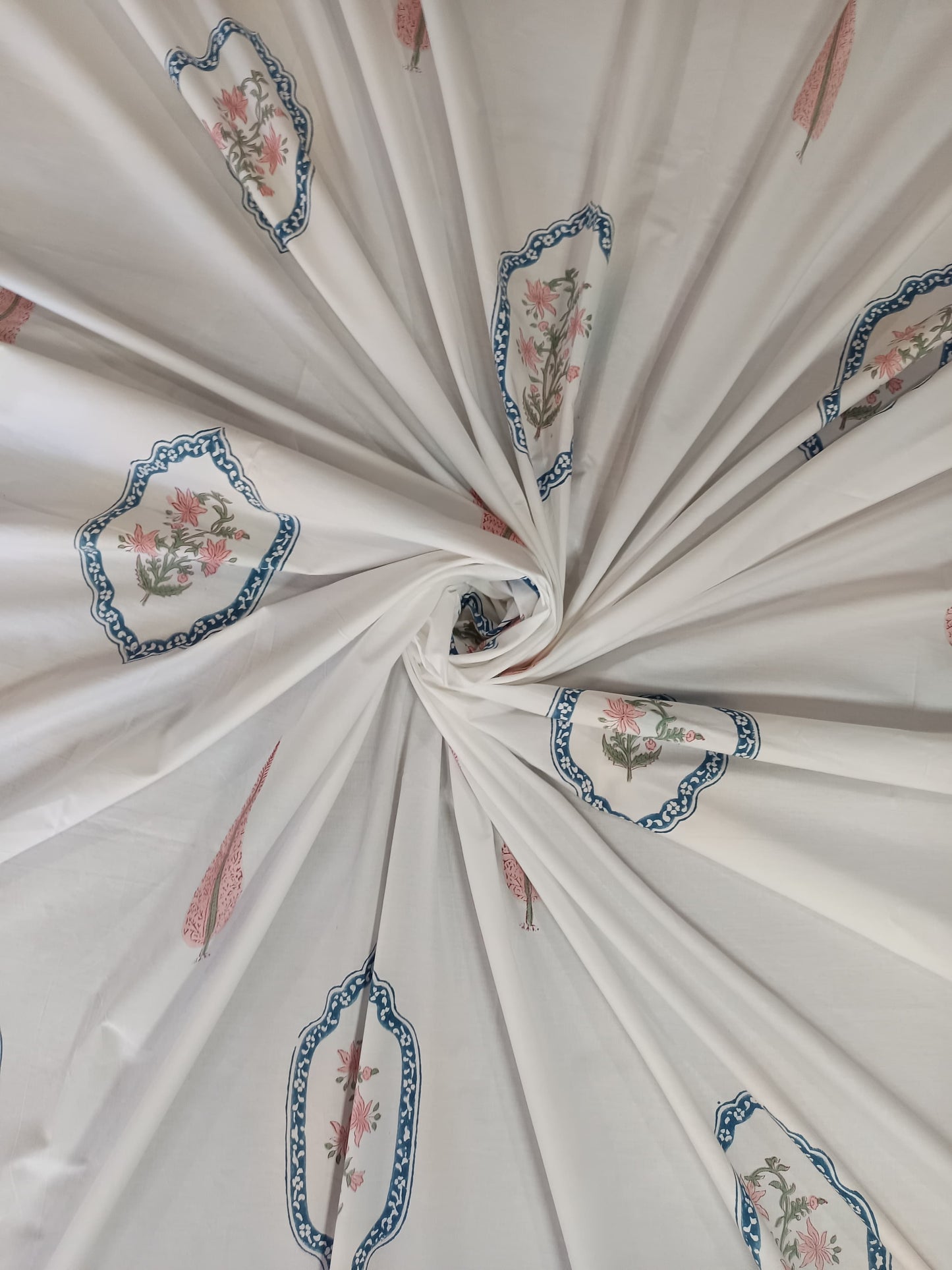 Pink Blue Jasmine Mirror Percale Bedsheet