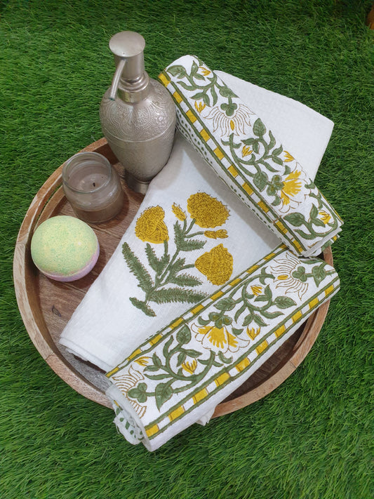 Yellow Poppy Adult Towel Set