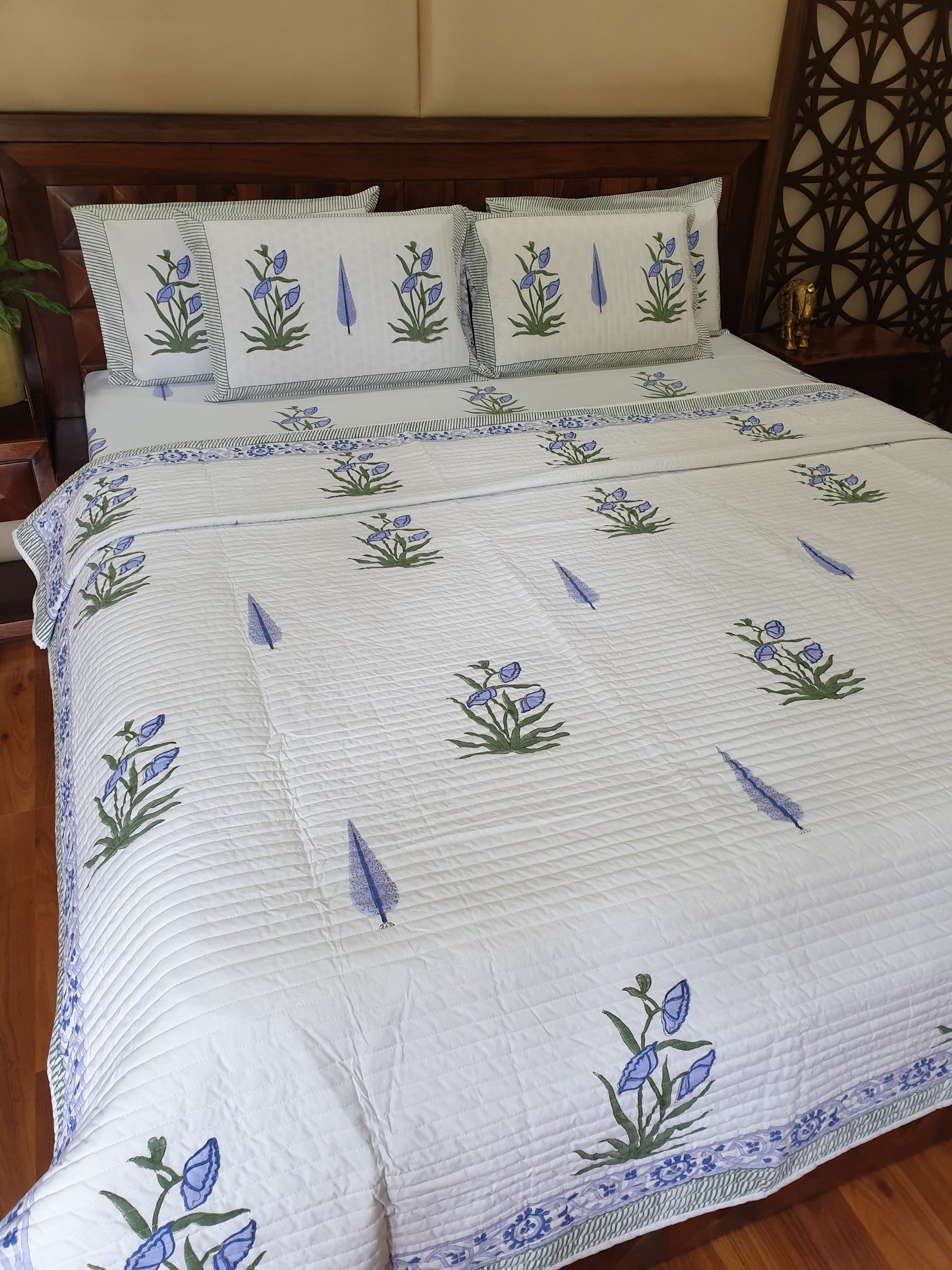 Chandra Mahal Quilted Reversible Bedcover