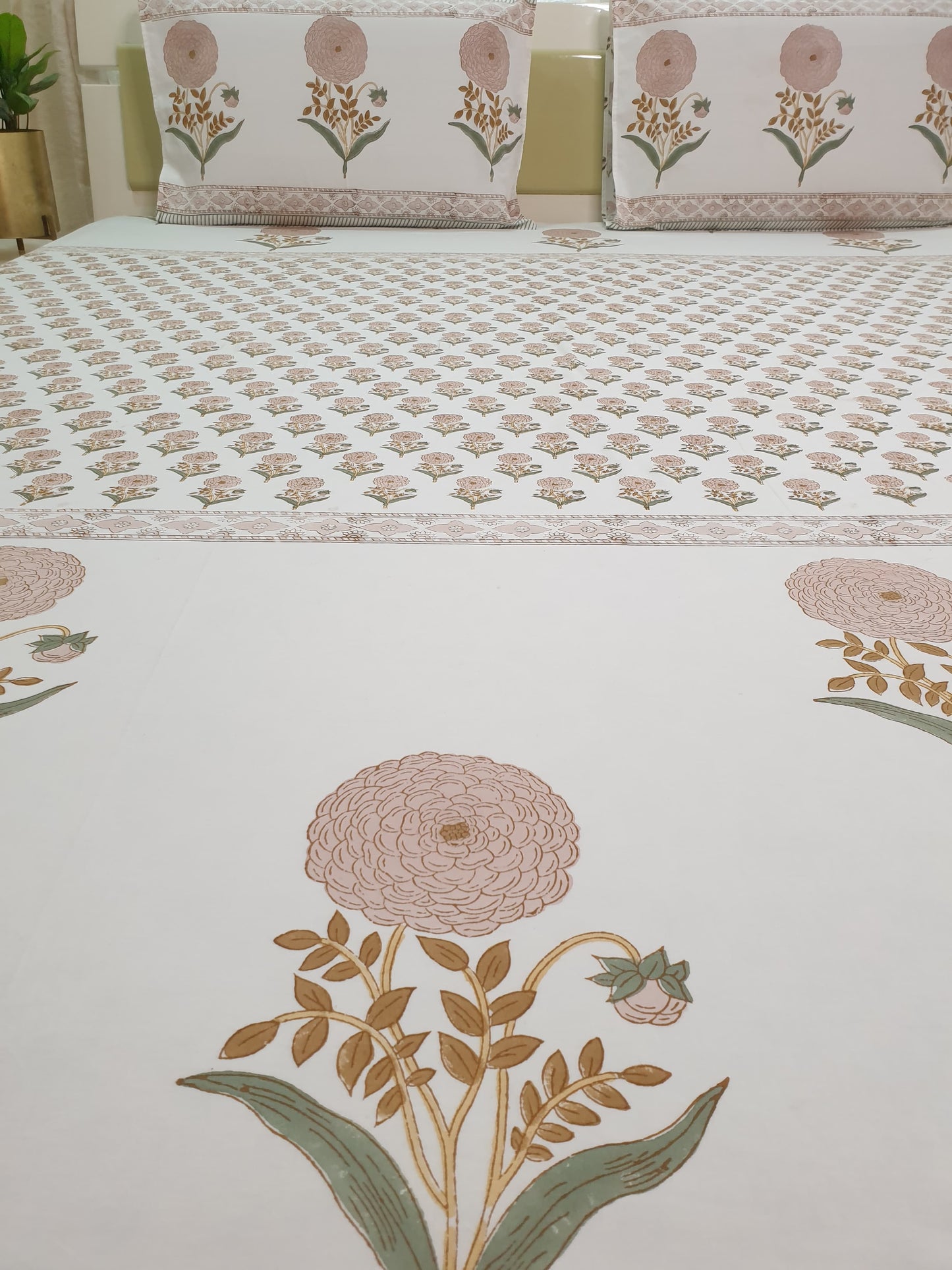 Peach Marigold Bedsheet & Bedcover Set