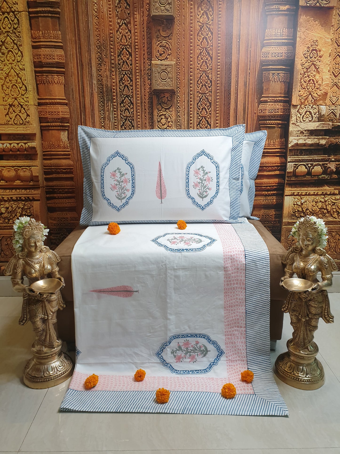 Pink Blue Jasmine Mirror Bedsheet & Bedcover Set