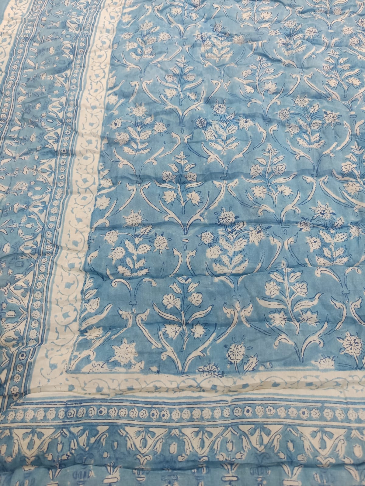 White Blue Floral Baghicha Reversible Mulmul Cotton Quilt-King Size