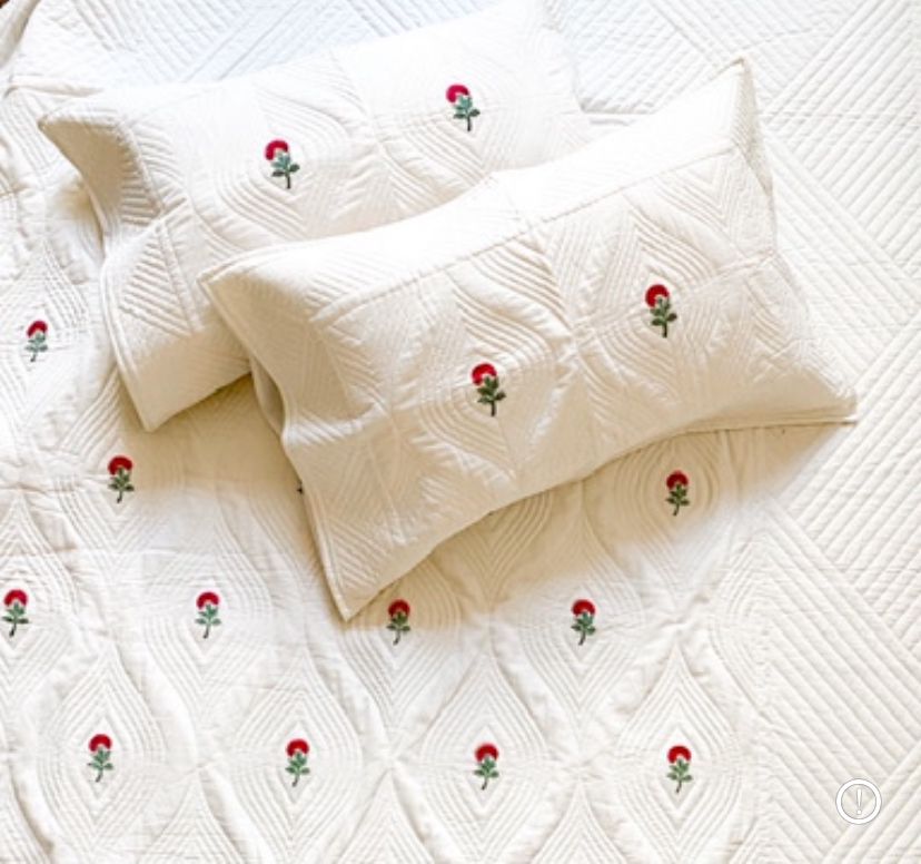 Red Dutch Persian Quilted Luxury Bedcover