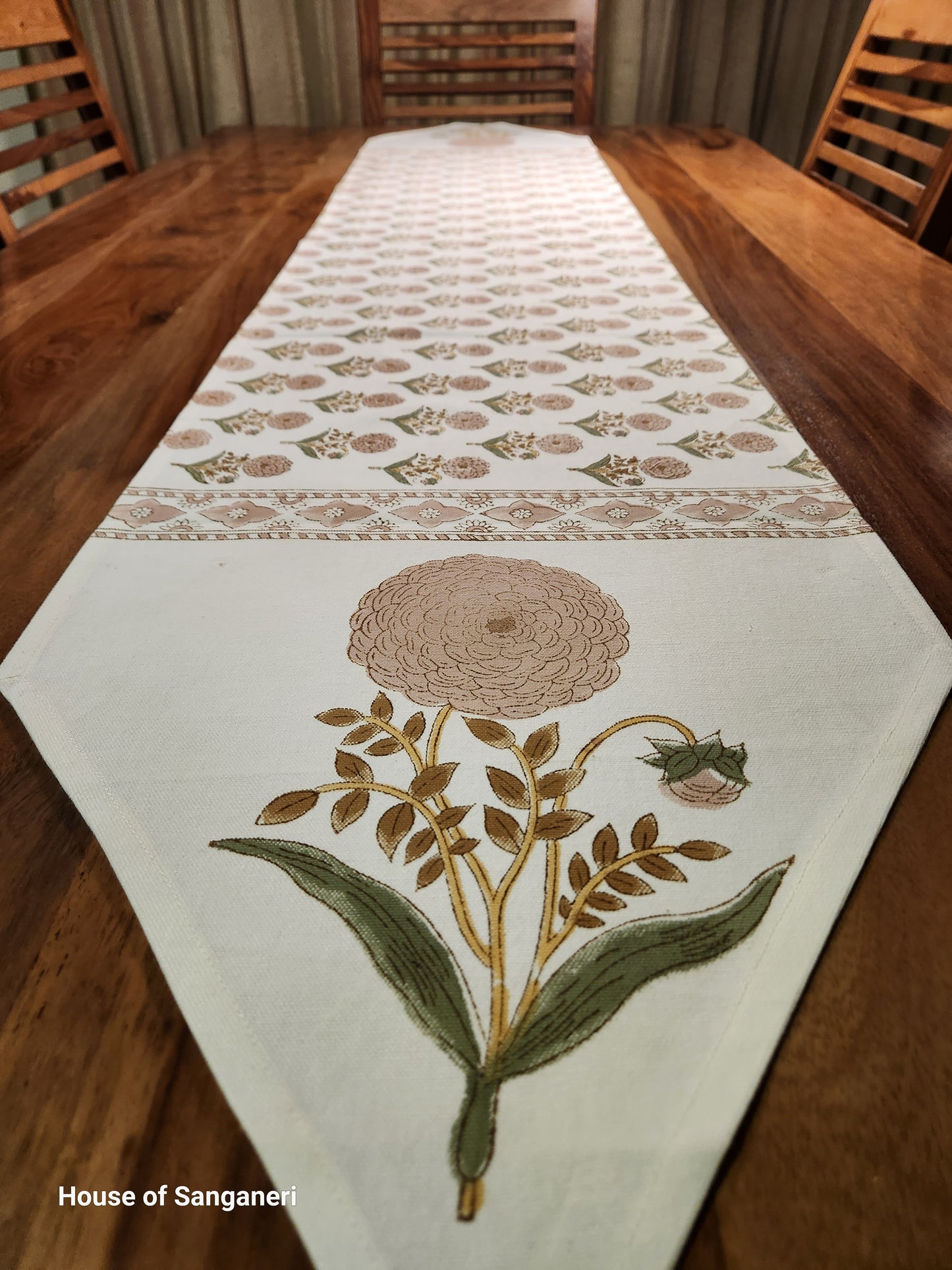 Peach Marigold Table Runner