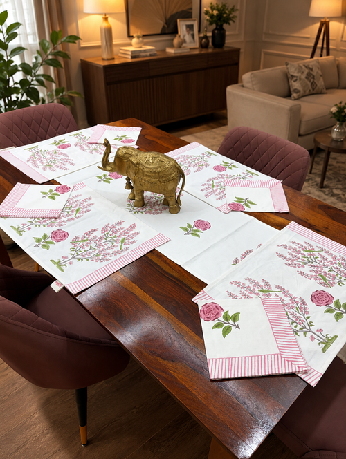 Totapuri Table Runner, Mat & Napkin Set