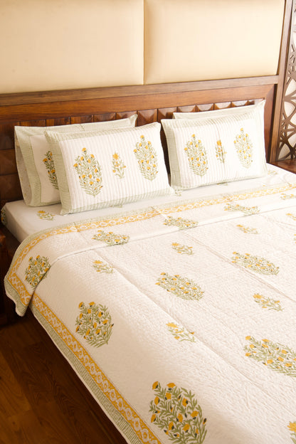 Peeli Peeli Sarson Phule Bedsheet & Reversible Bedcover Set- King