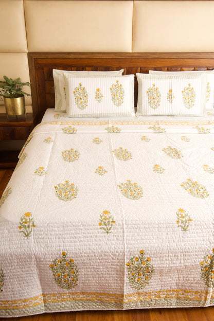 Peeli Peeli Sarson Phule Bedsheet & Reversible Bedcover Set- King