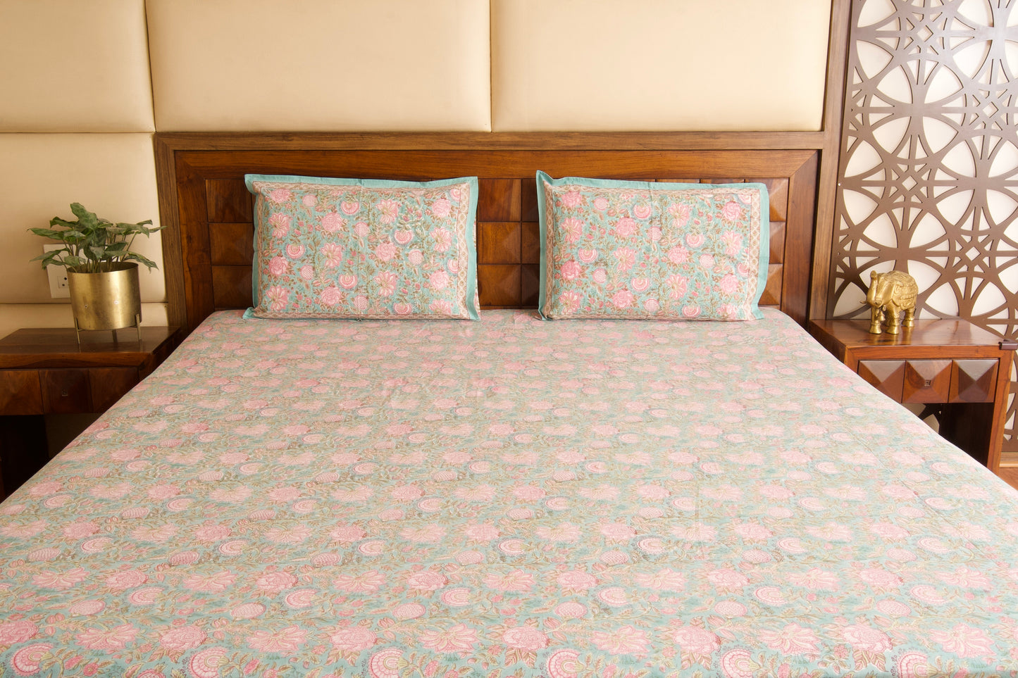 Kaliyon ka Chaman Percale Cotton Bedsheet