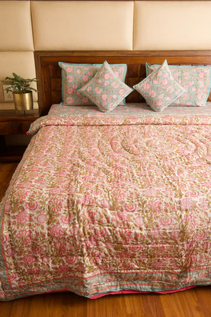 Dessert Guldasta Bedsheet & Quilt Set