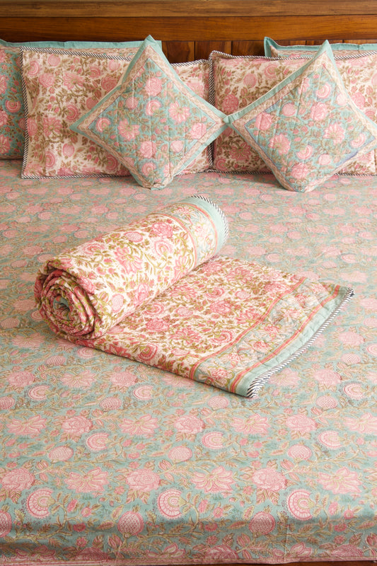 Kaliyon Ka Chaman Bedsheet & Bedcover Set