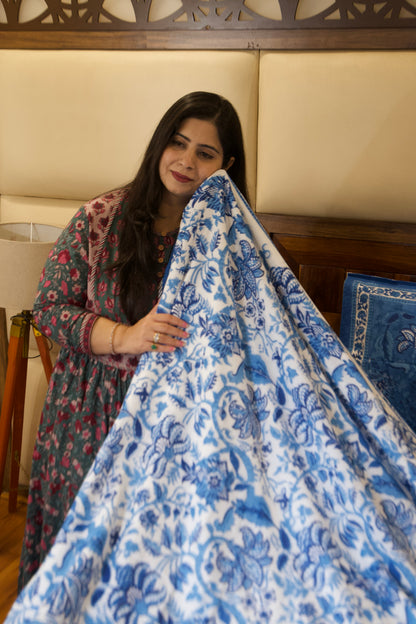 Blue Pottery-Bedsheet & Dohar Set