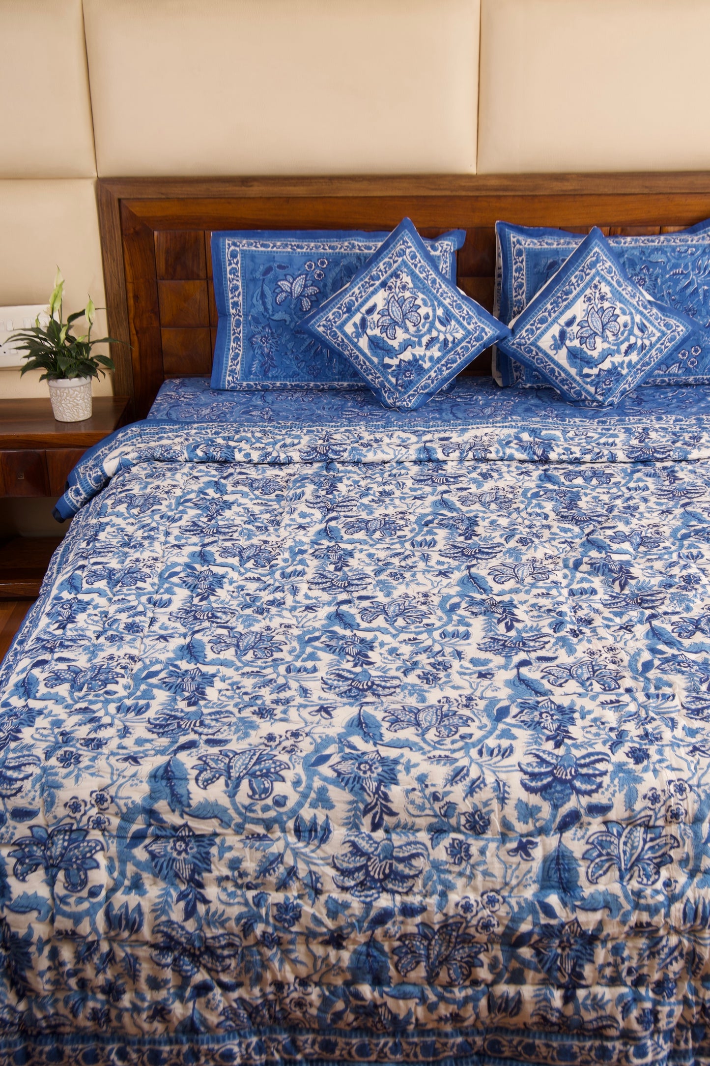 Blue Pottery Reversible Mulmul Cotton Quilt-King Size