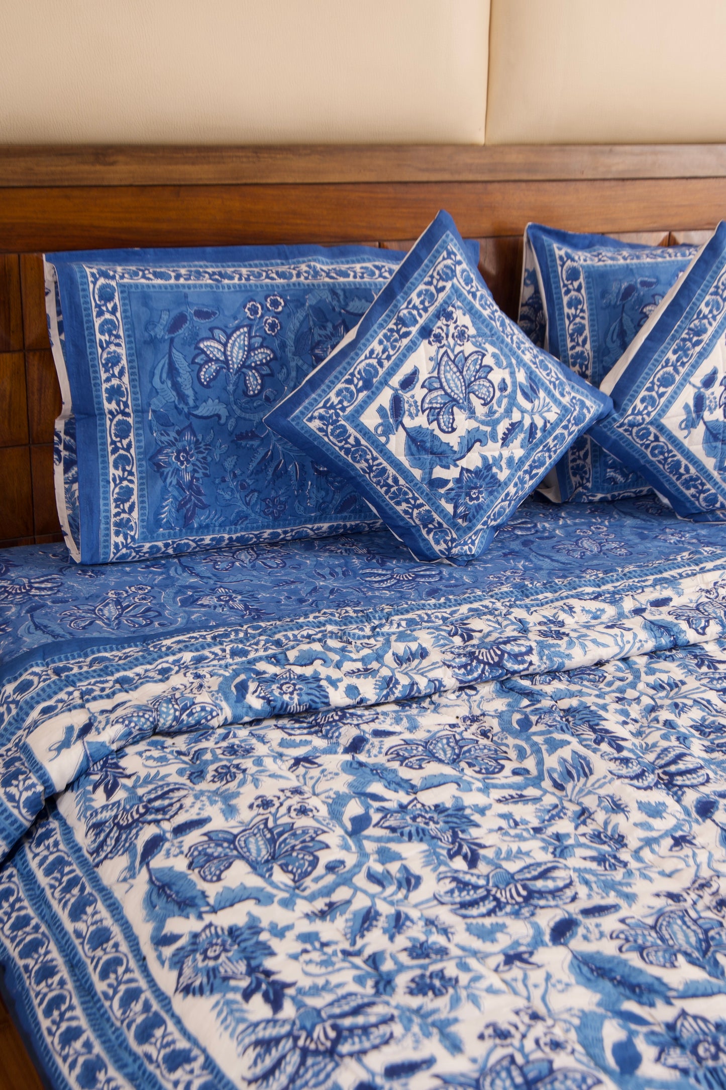 Blue Pottery Reversible Mulmul Cotton Quilt-King Size