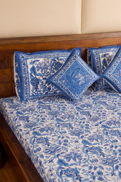 Blue Pottery- White Bedsheet & Dohar Set