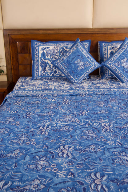 Blue Pottery- White Bedsheet & Dohar Set