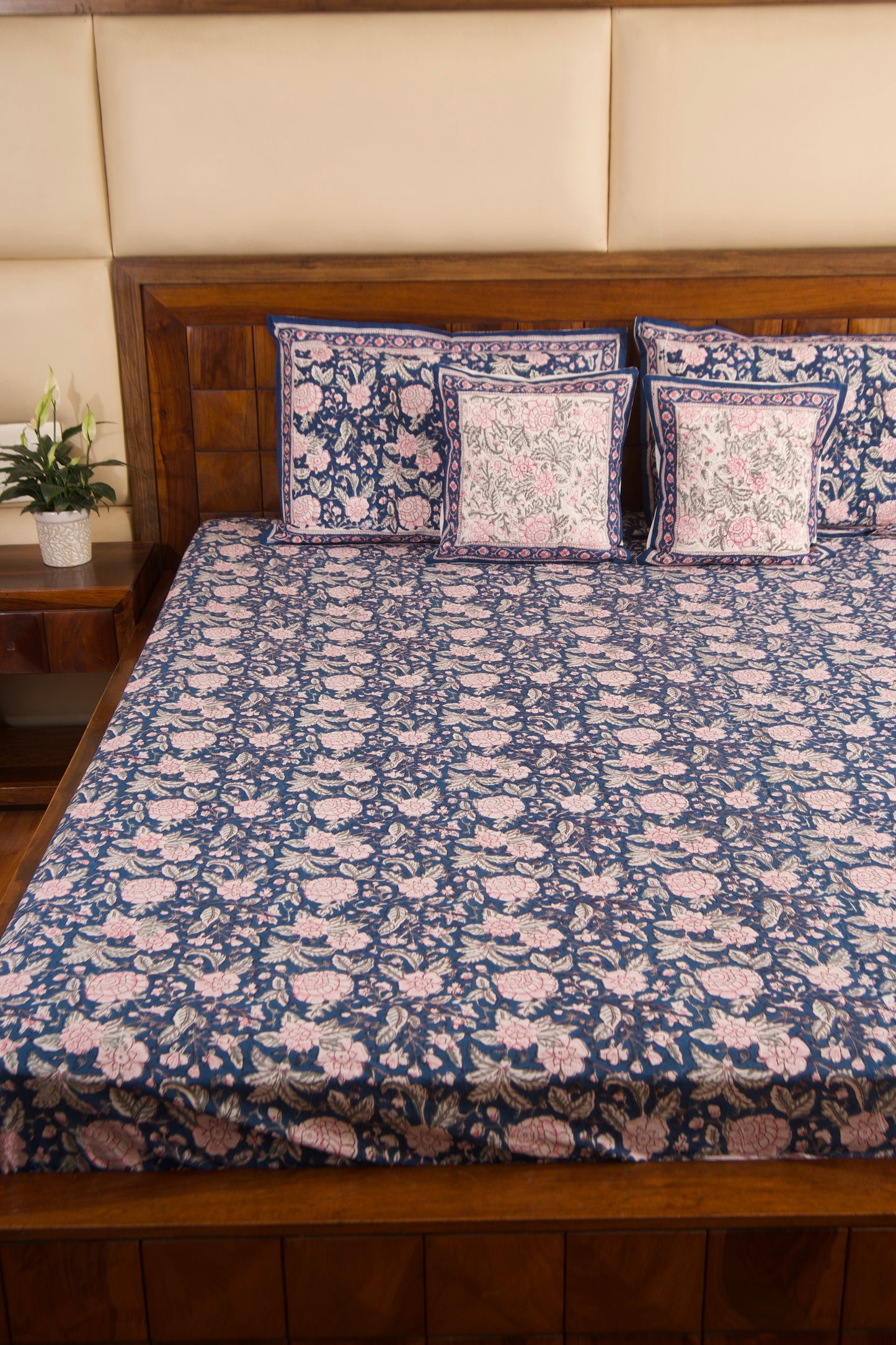 Neel Gulab Percale Cotton Bedsheet