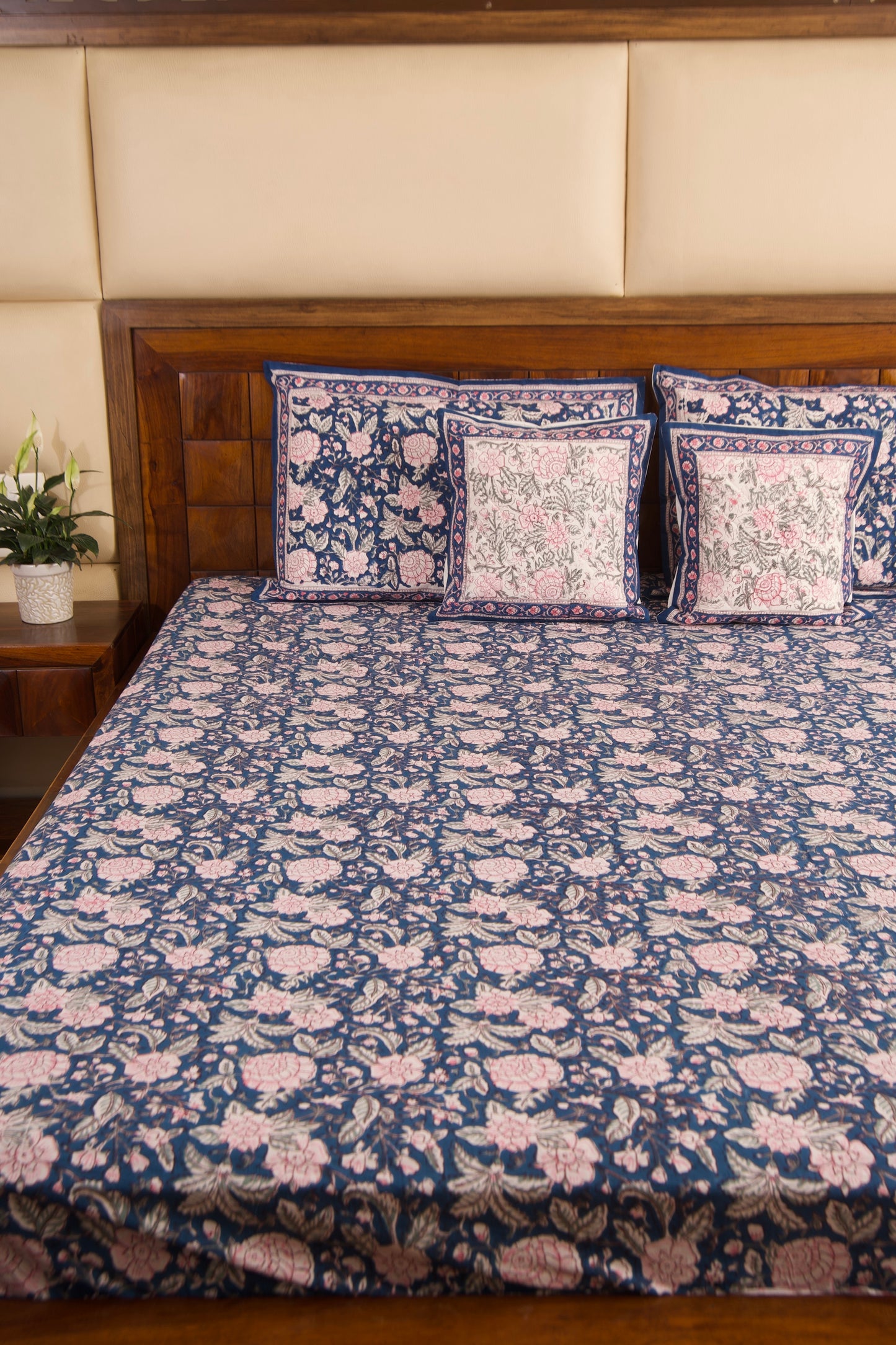 Neel Gulab Percale Cotton Bedsheet