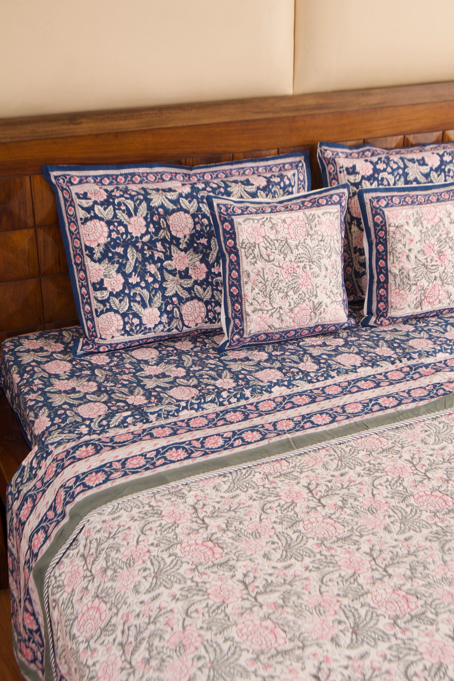 Organic Mulmul Cotton Dohar AC Blanket - Neel Gulaab