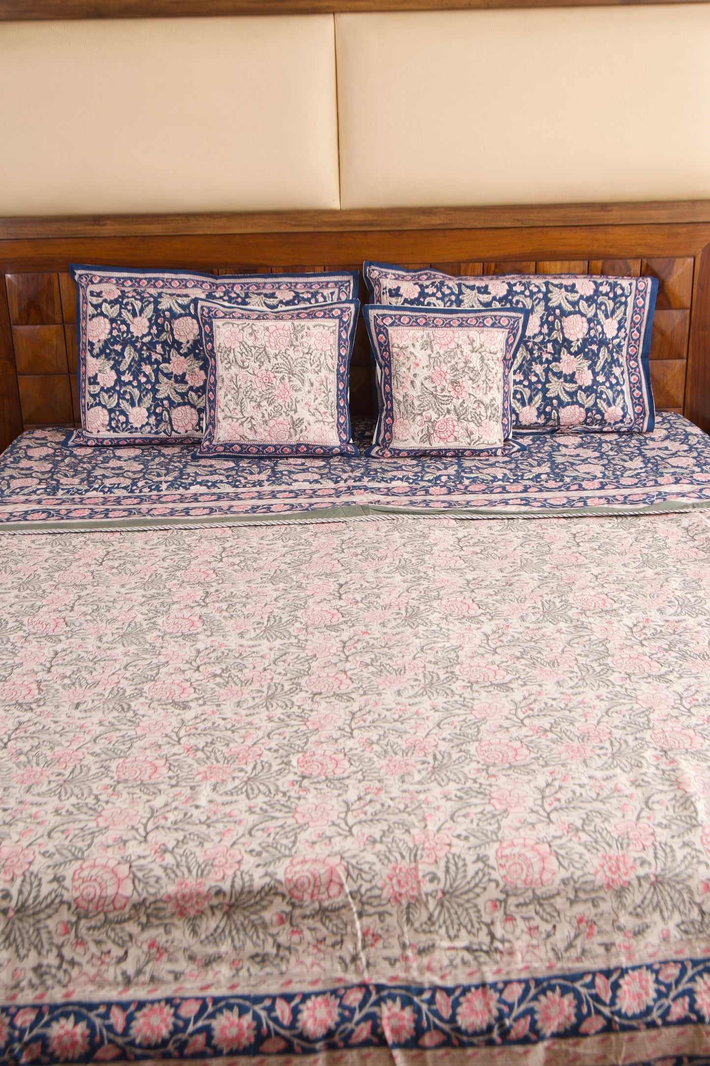 Organic Mulmul Cotton Dohar AC Blanket - Neel Gulaab