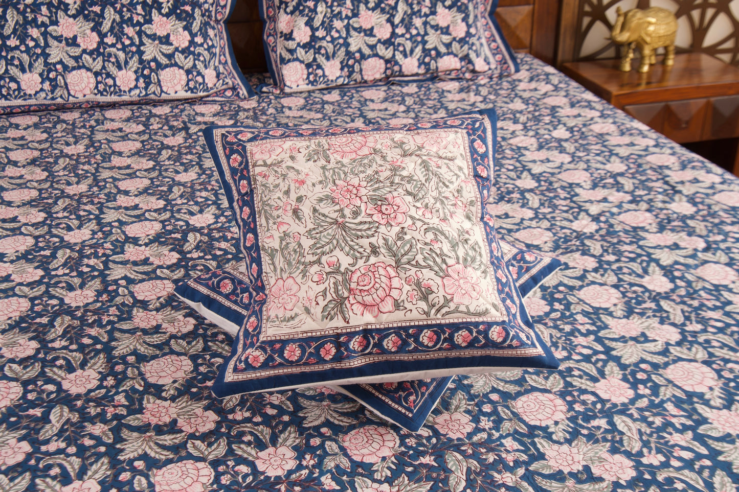 Neel Gulab Cushion Cover- White