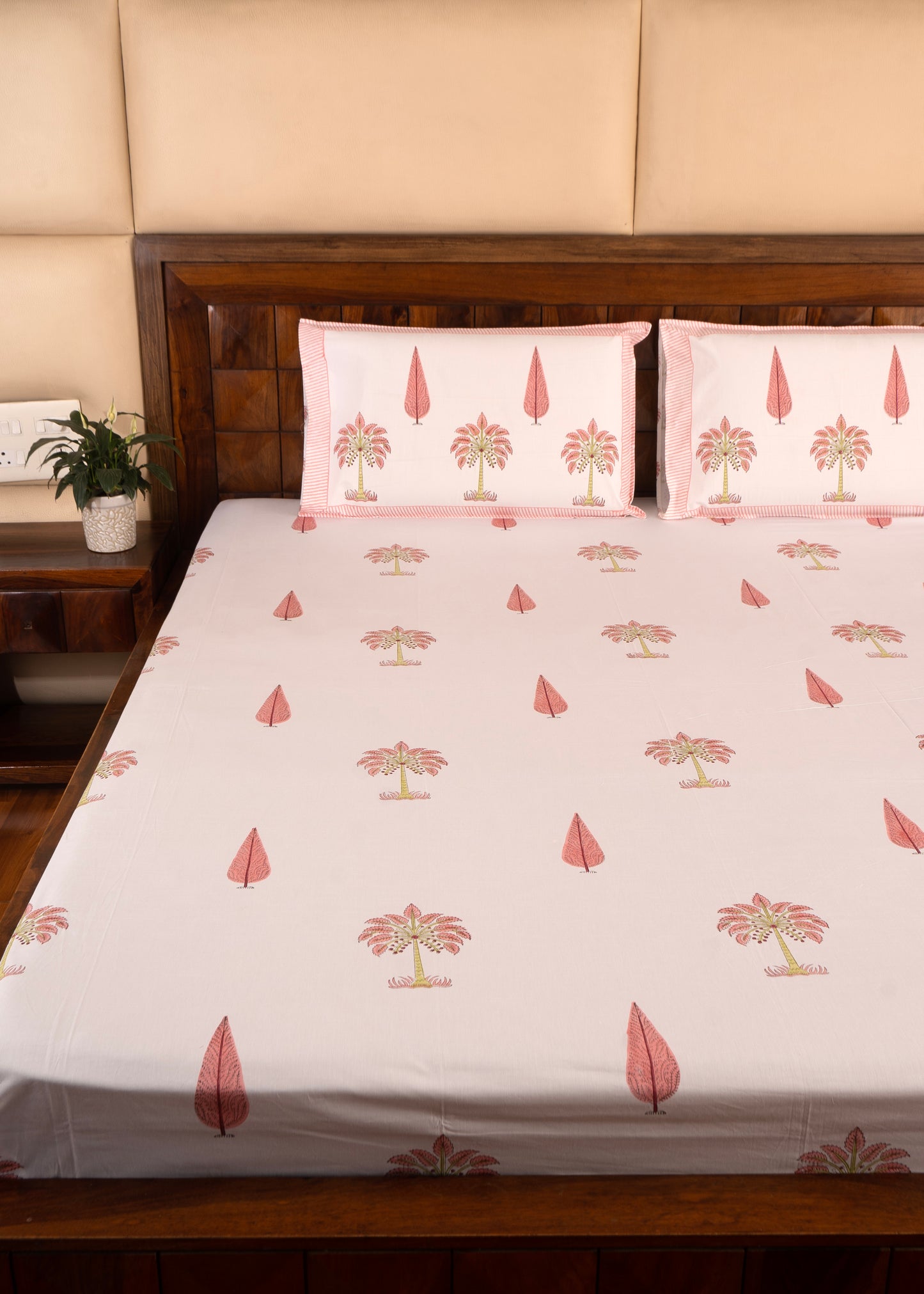 Gulaab Khajuri Percale Cotton Bedsheet