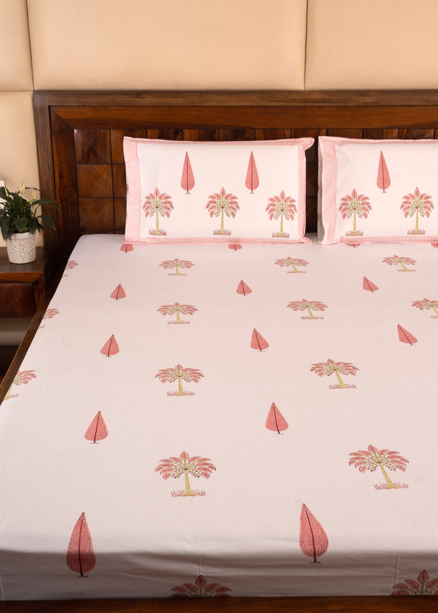 Gulaab Khajuri Percale Cotton Bedsheet