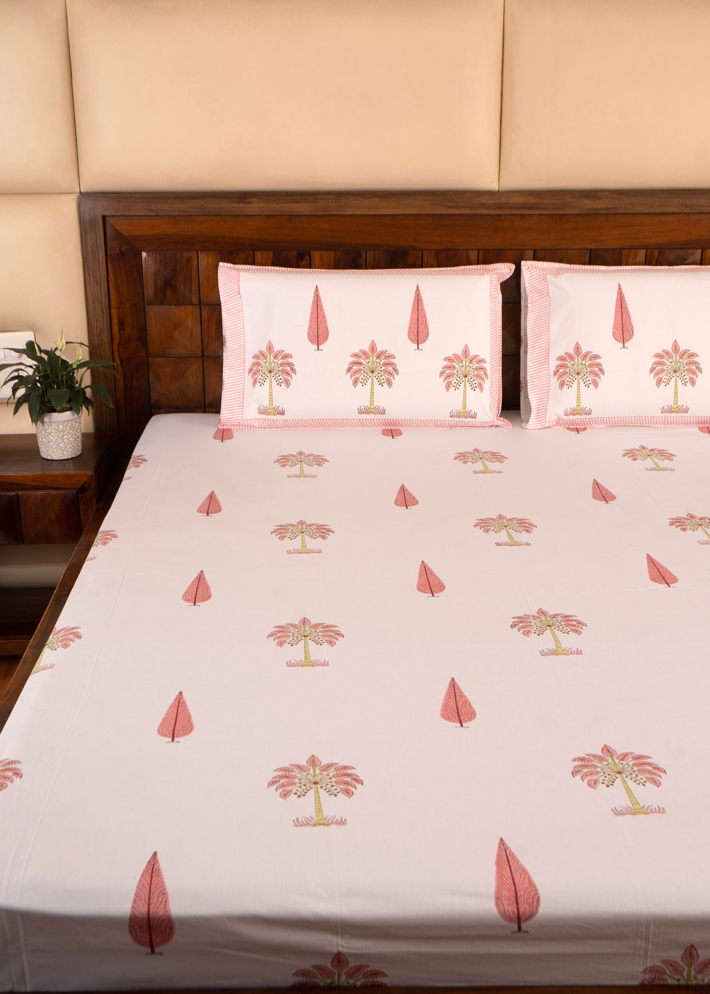 Gulaab Khajuri Percale Cotton Bedsheet