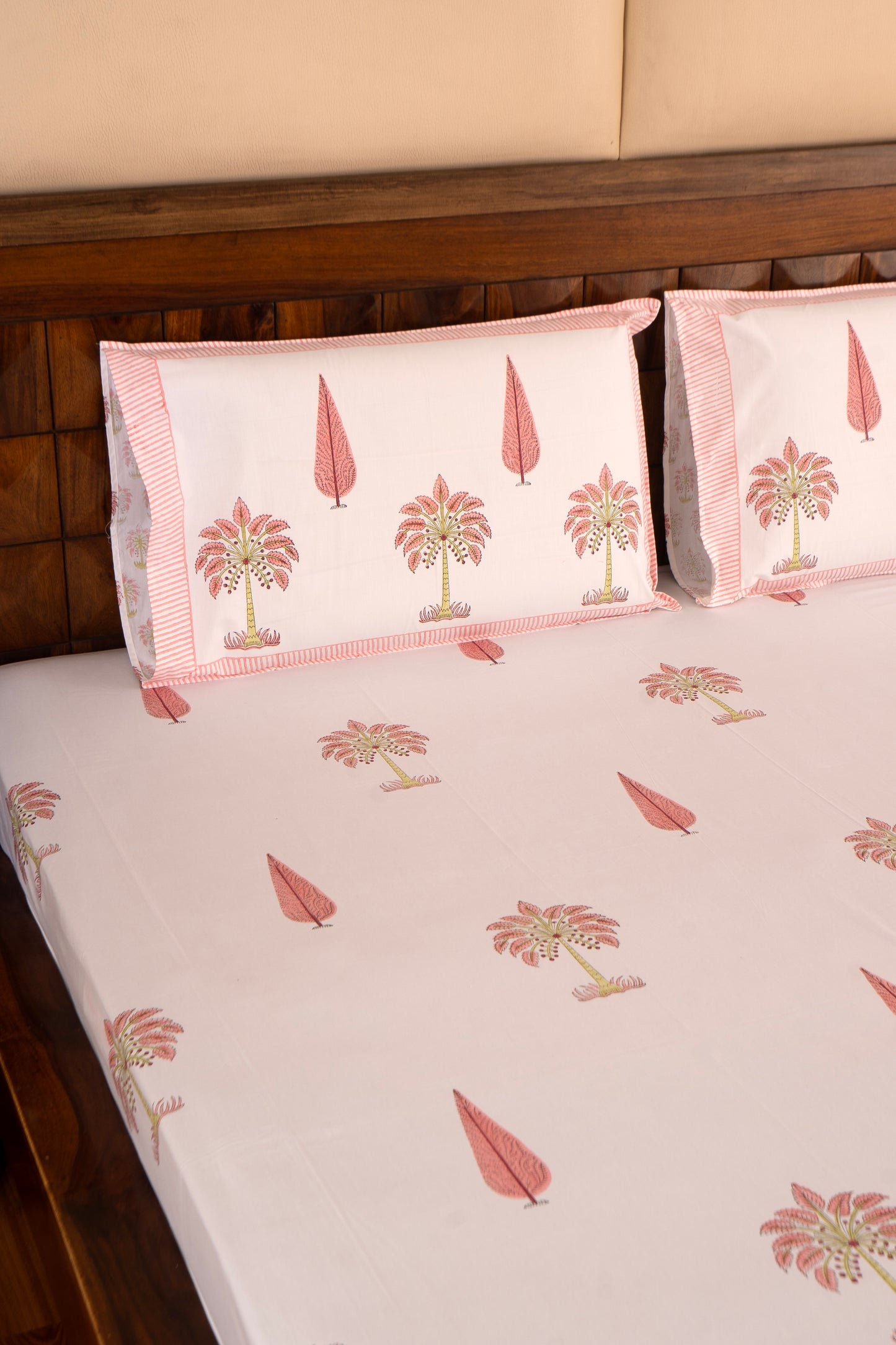 Gulaab Khajuri Percale Cotton Bedsheet