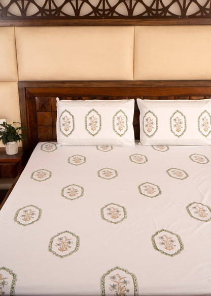 Green Jasmine Mirror- Plain Percale Cotton Bedsheet