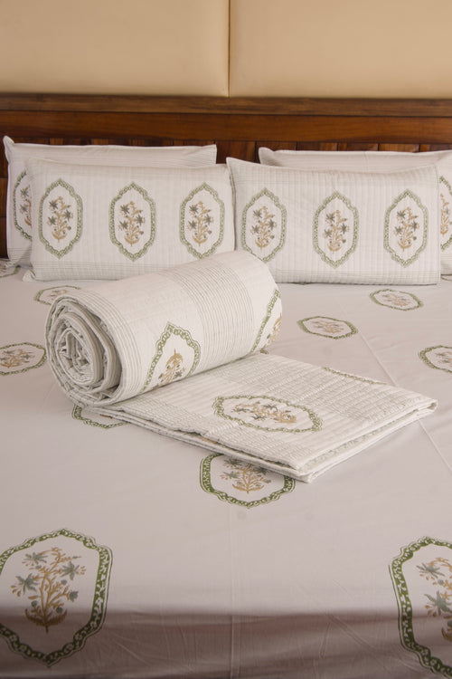 Green Jasmine Mirror Bedsheet & Bedcover Set