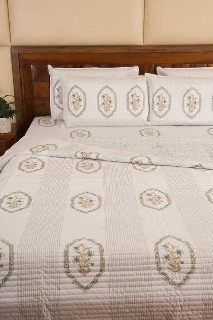 Green Jasmine Mirror Bedsheet & Bedcover Set