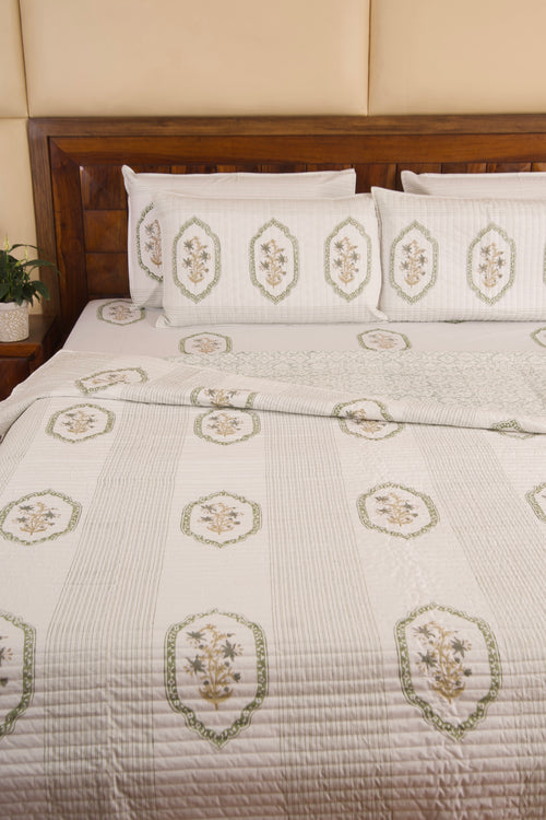 Green Jasmine Mirror Bedsheet & Bedcover Set