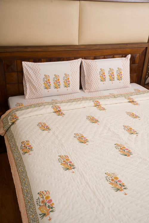 Guldasta Bedsheet & Quilt Set