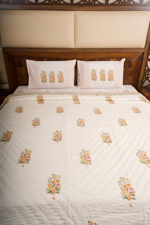 Guldasta Bedsheet & Quilt Set