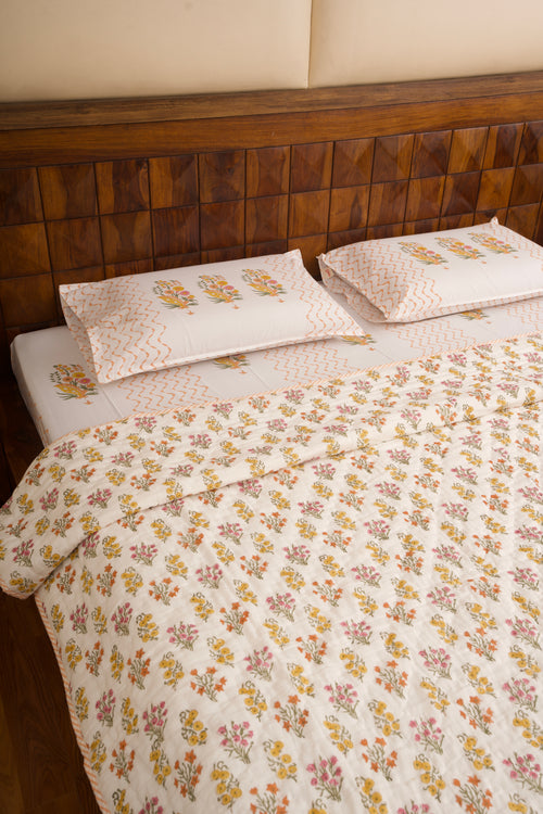 Guldasta Bedsheet & Quilt Set