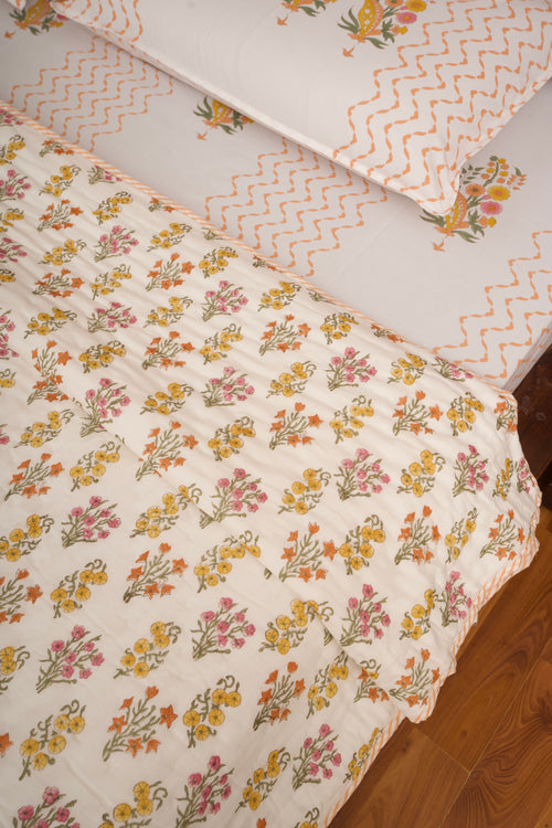Guldasta Bedsheet & Quilt Set