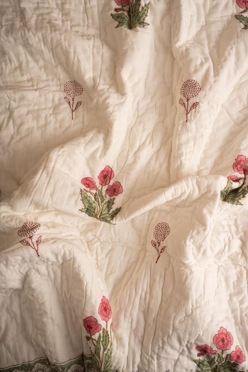 Gulaabi Pankhuri Reversible Mulmul Cotton Quilt